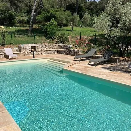 Le Font Aubarne Holiday home *