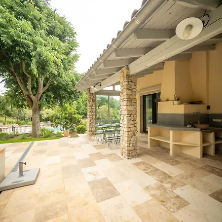 Casa de Férias A Font Aubarne Nîmes