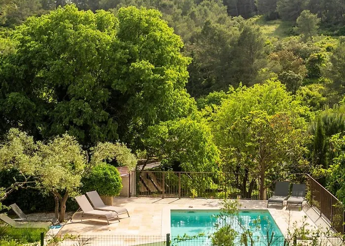 à Font Aubarne * Nîmes