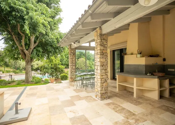 Casa vacanze à Font Aubarne Nîmes